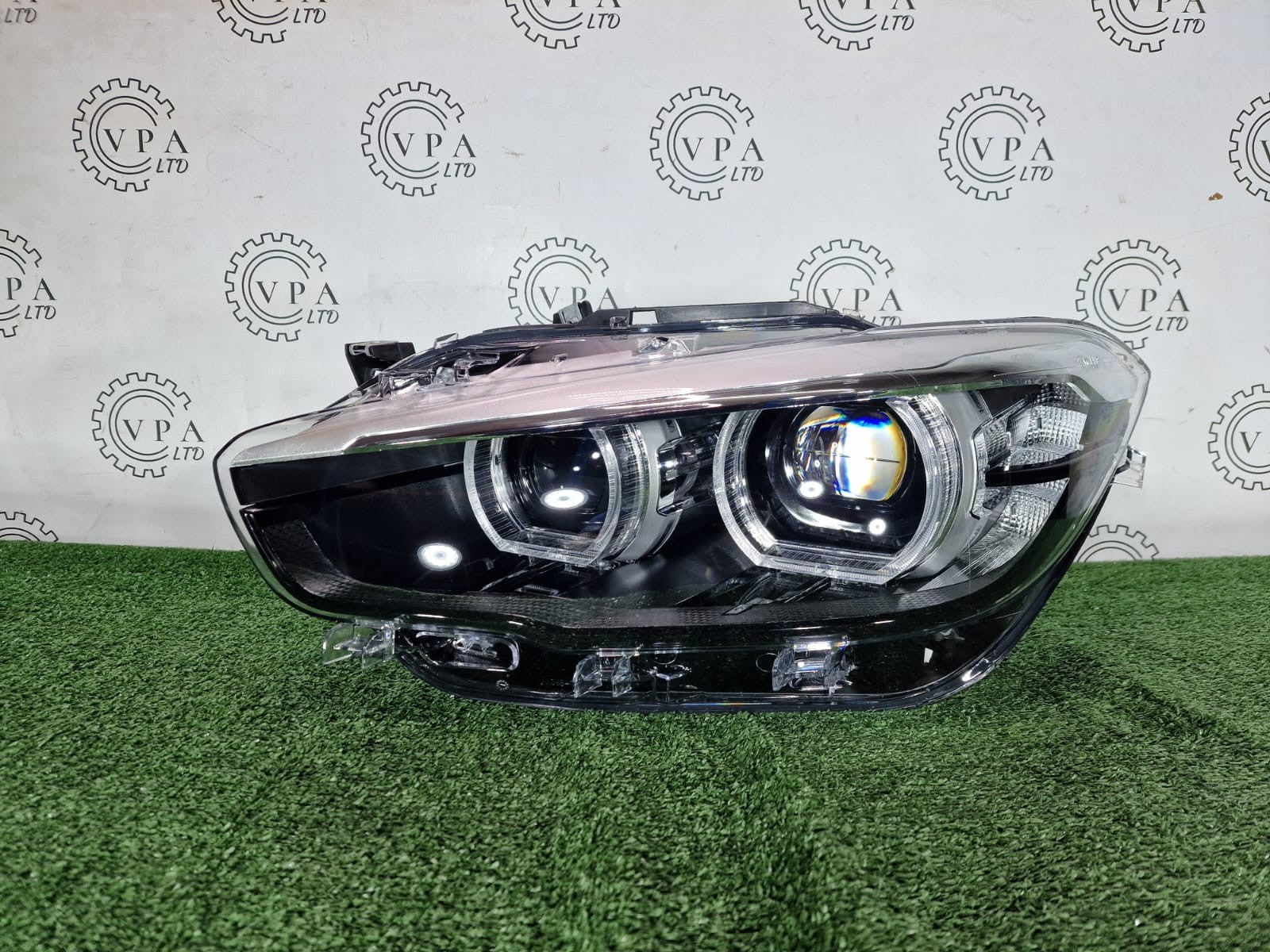 NEW! BMW 1 er F20 / F21 2015-19 NS LEFT SIDE SHADOW EDITION HEADLIGHT FULL LED