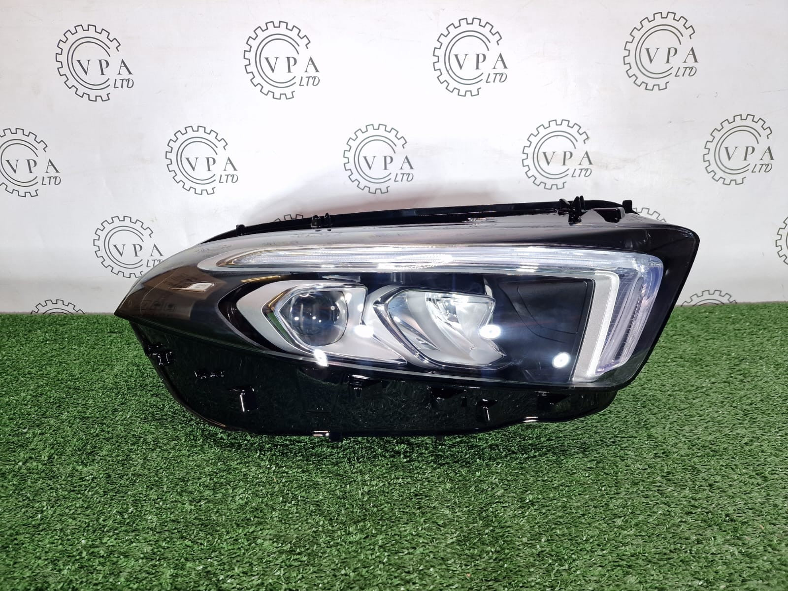 NEW! MERCEDES BENZ A CLASS W177 2018 - 2021 OS RIGHT SIDE FULL LED HEADLIGHT