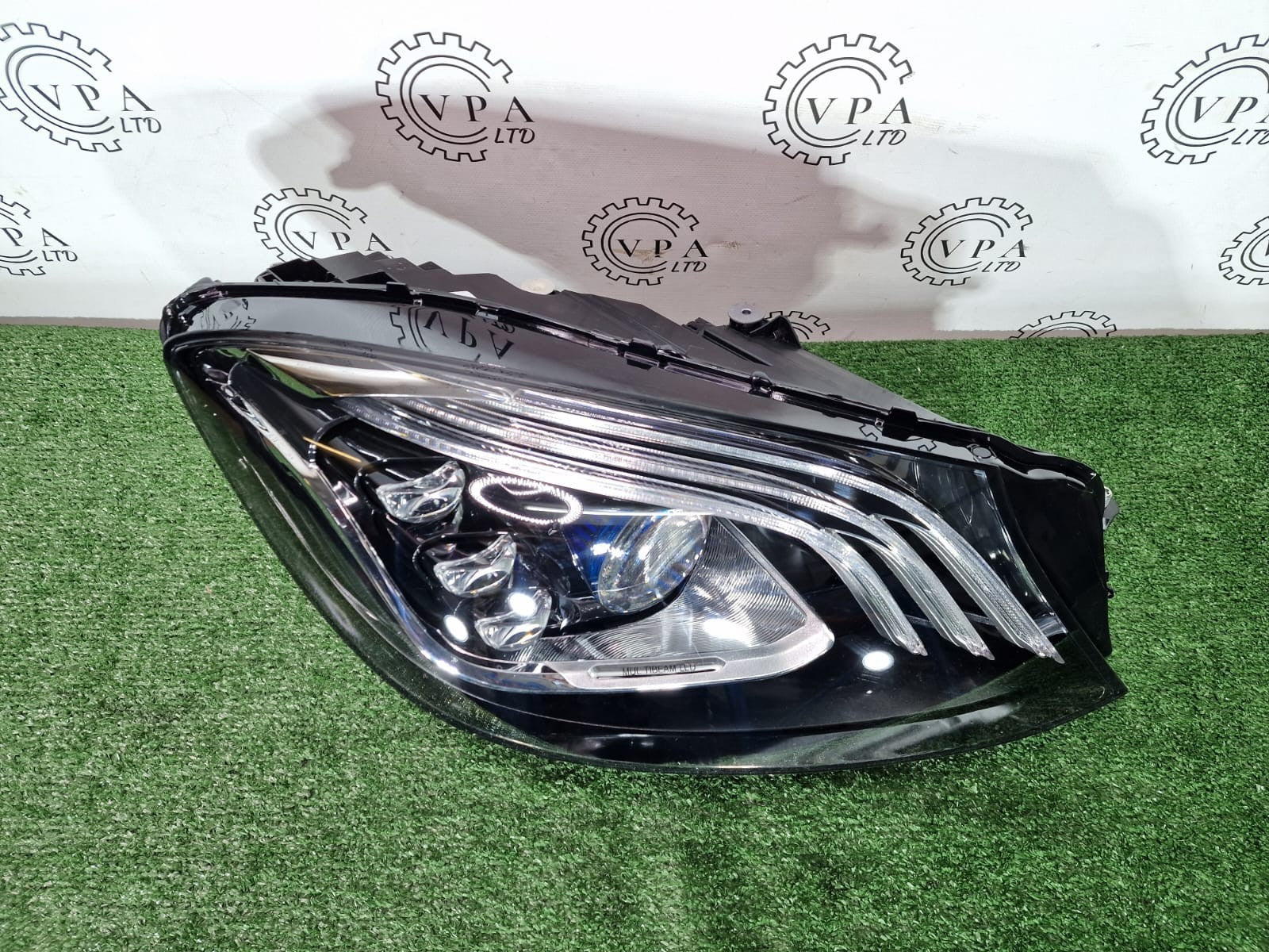 NEW MERCEDES BENZ S CLASS W222 2018 - 20 RIGHT SIDE MULTIBEAM FULL LED HEADLIGHT