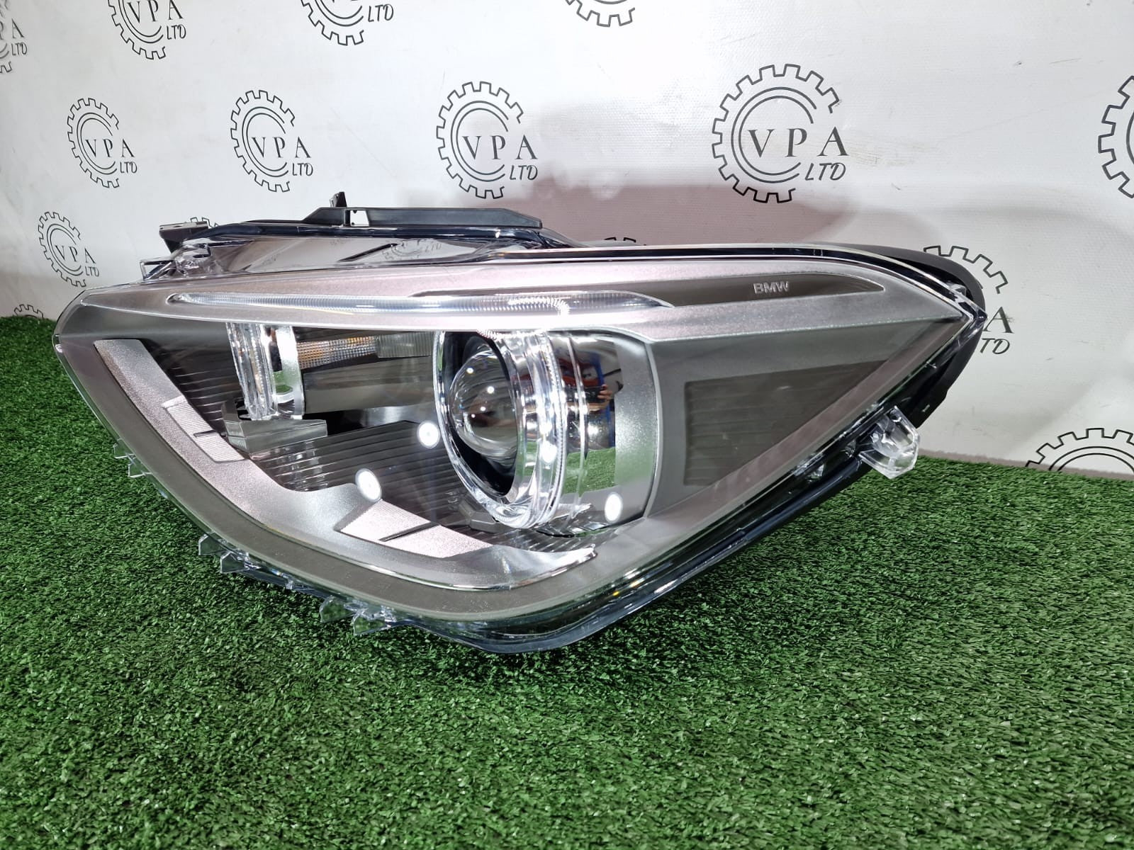 NEW! BMW 1 er F20 / F21 2012-15 NS LEFT SIDE BI XENON HEADLIGHT