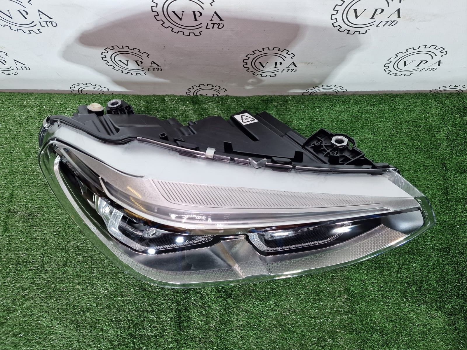 NEW! BMW X3 / X4 G01 / G02 2017 - 2021 OS RIGHT SIDE ADAPTIVE LED HEADLIGHT