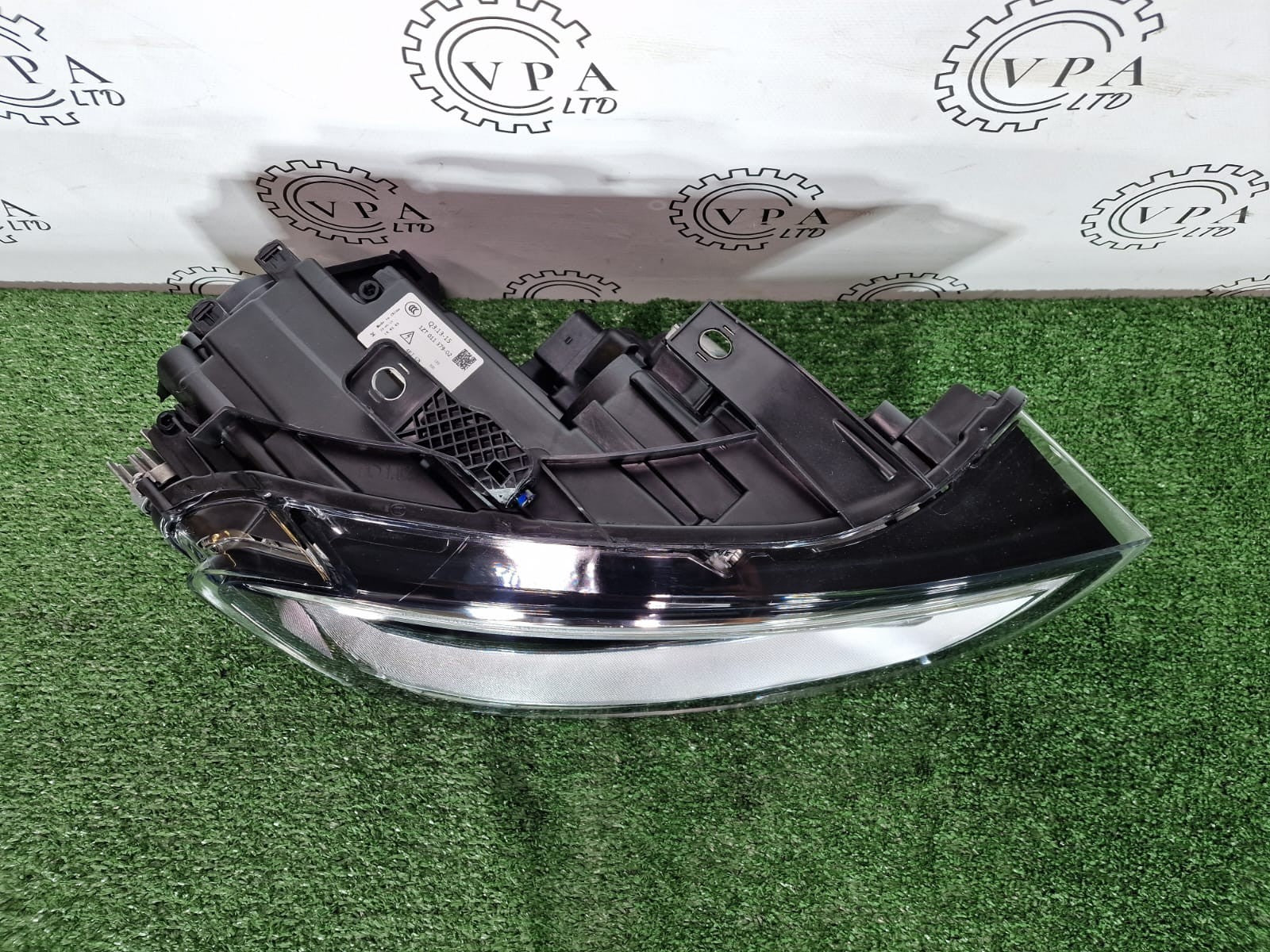 NEW! AUDI Q3 2010 - 2015 OS RIGHT SIDE BI XENON LED HEADLIGHT WITH MODULES