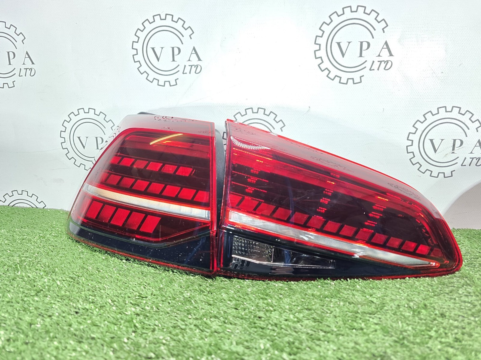 NEW VLAND VOLKSWAGEN GOLF MK7 / MK7.5 2013-2021 REAR LIGHTS UPGRADE TO FULL LED