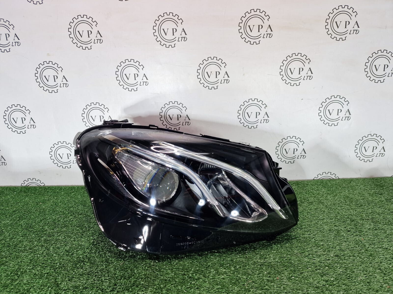 NEW! MERCEDES BENZ E CLASS W213 2016-20 OS RIGHT SIDE LED PERFORMANCE HEADLIGHT