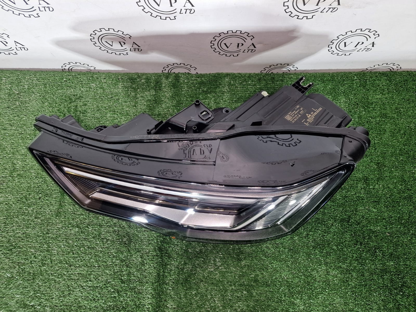 NEW! AUDI A6 C8 2018 - 2022 NS LEFT SIDE LED MATRIX BEAM HEADLIGHT