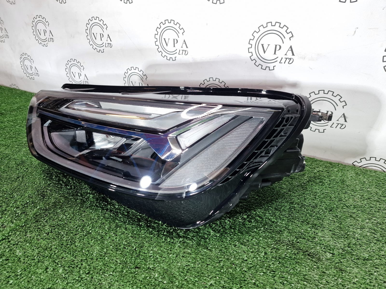 NEW! AUDI Q5 / SQ5 2020 - 2023 NSF LEFT PASSENGER SIDE FULL LED HEADLIGHT
