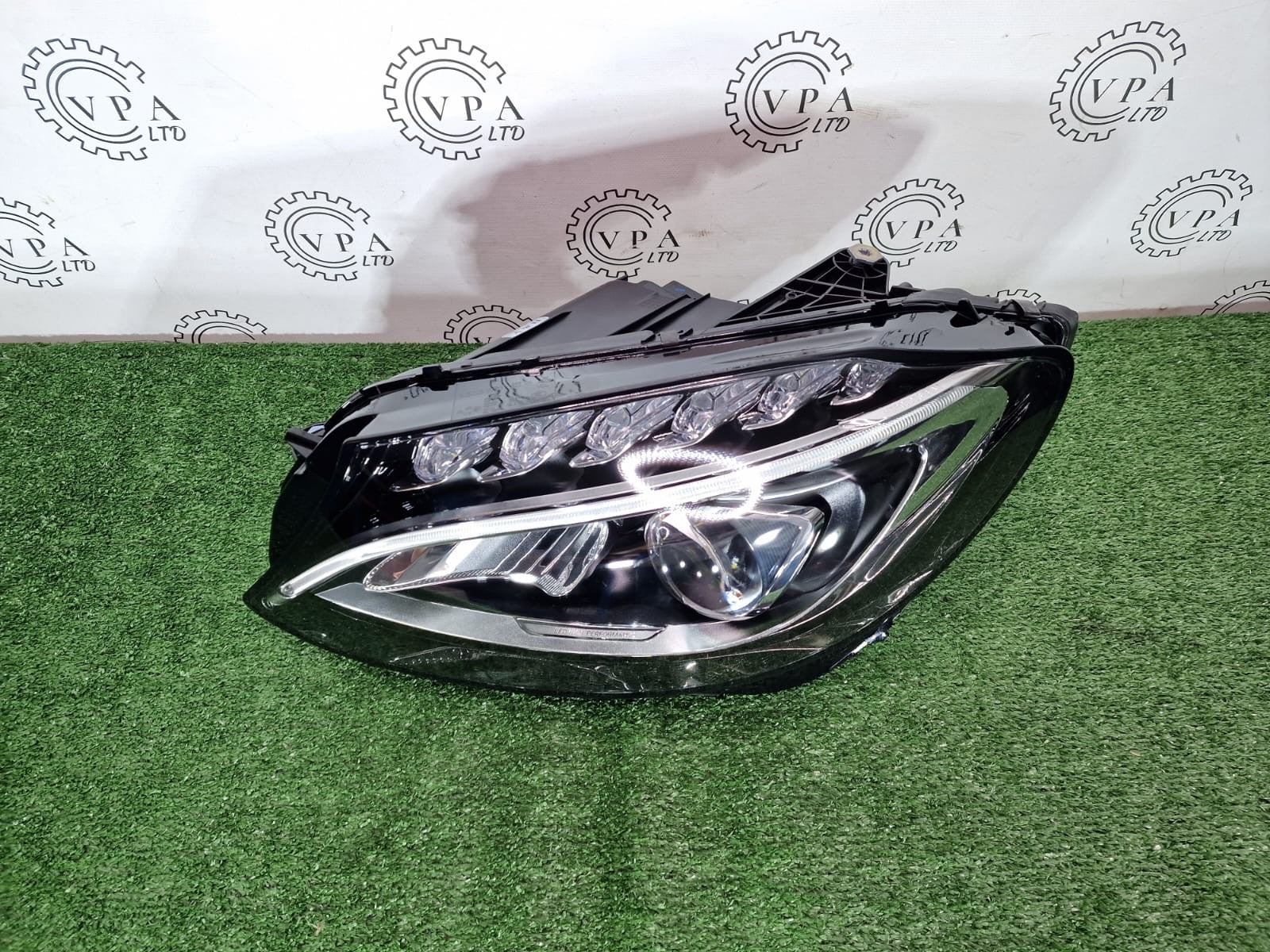 NEW MERCEDES BENZ W205 C CLASS 2014 - 18 LEFT NS LED HIGH PERFORMANCE HEADLIGHT
