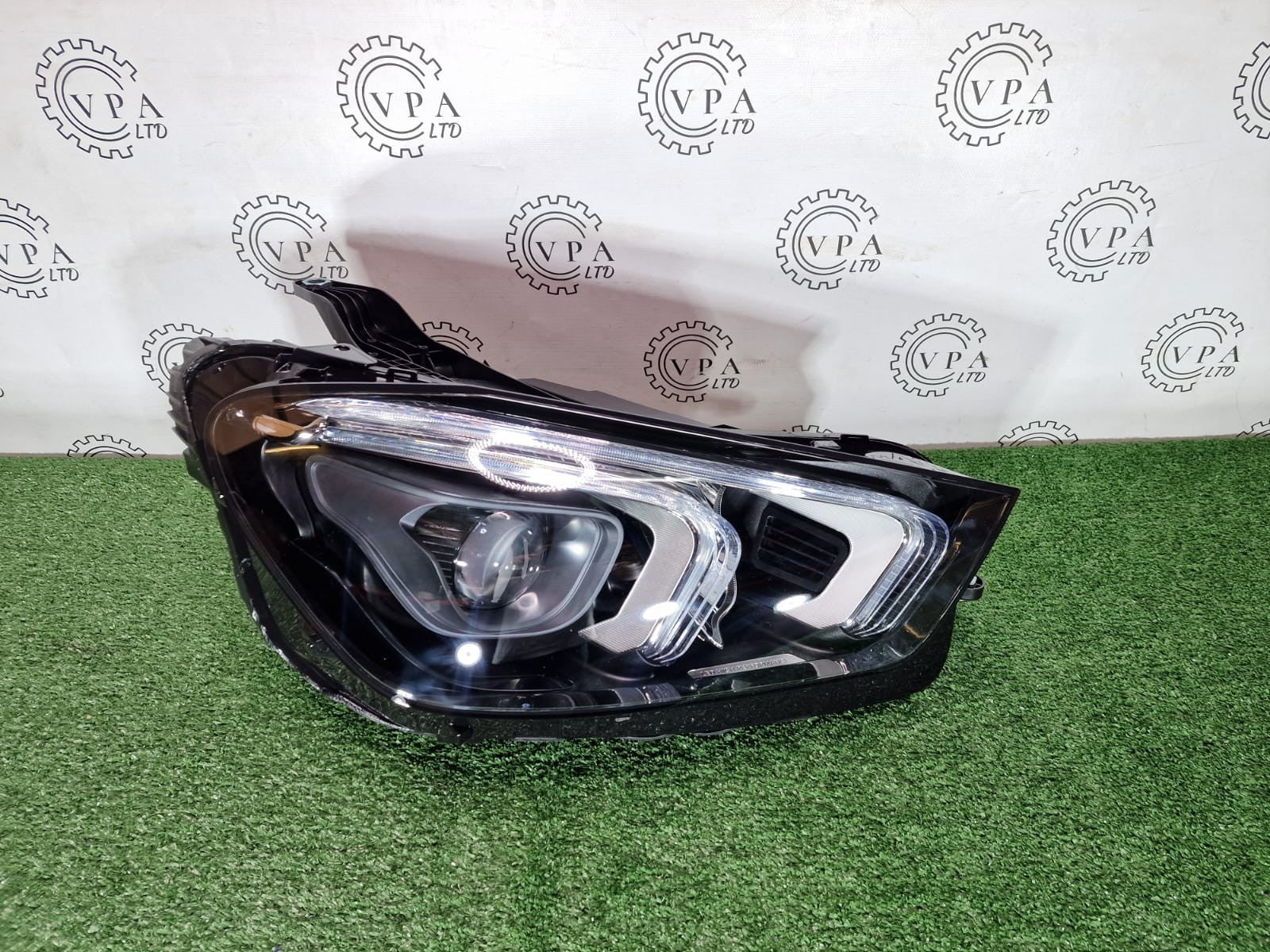NEW MERCEDES BENZ GLE W167 2018 -23 OS RIGHT SIDE LED HIGH PERFORMANCE HEADLIGHT