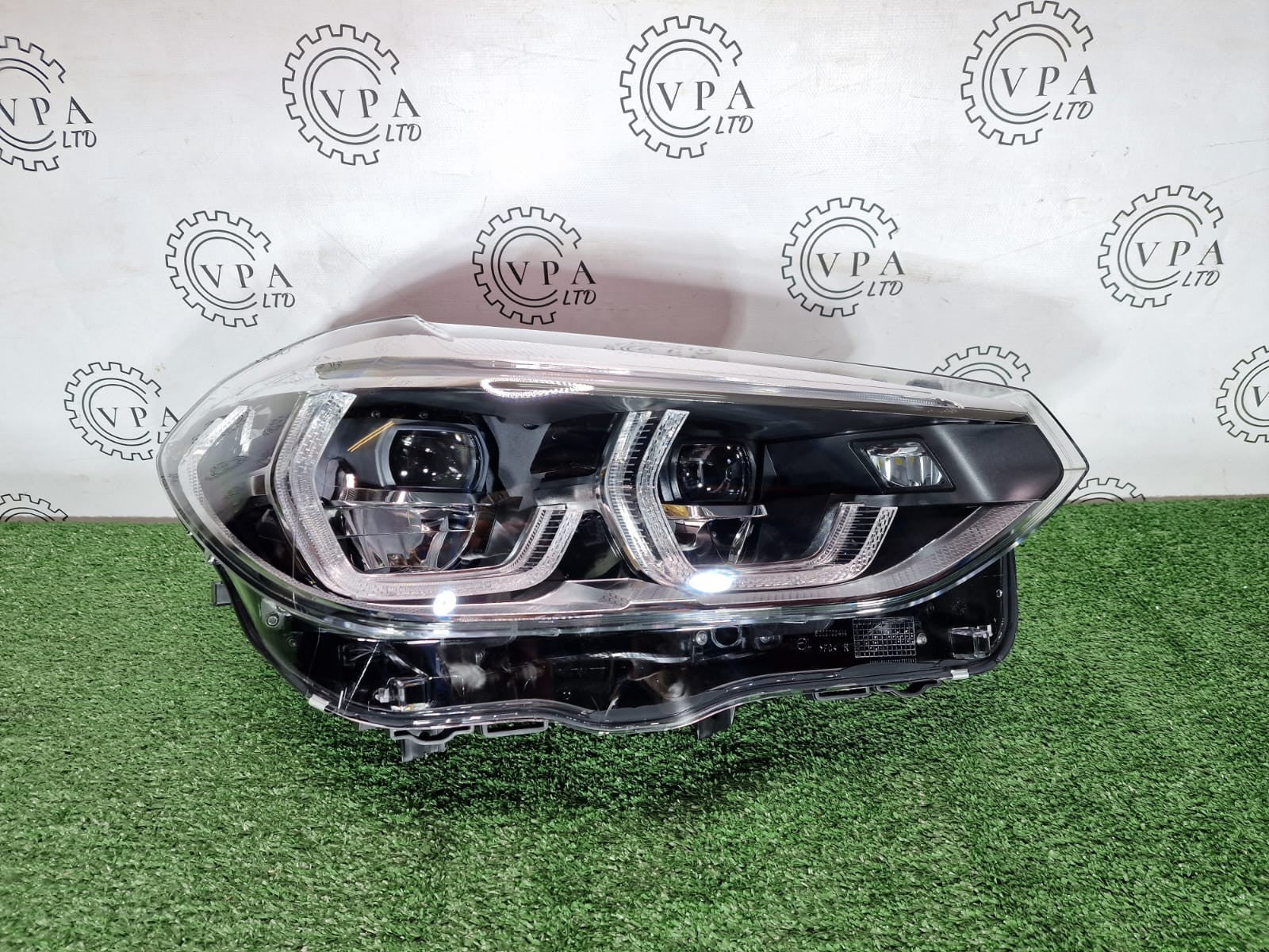 NEW! BMW X3 / X4 G01 / G02 2017 - 2021 OS RIGHT SIDE ADAPTIVE LED HEADLIGHT