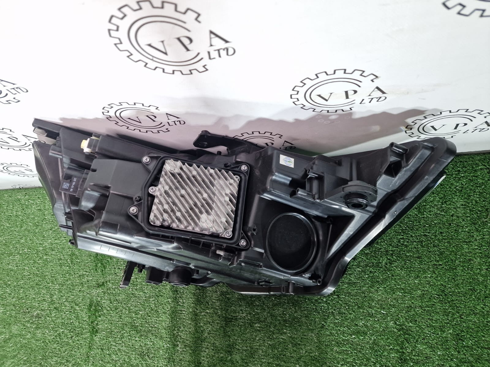 NEW! AUDI A6 C8 2018 - 2022 NS LEFT SIDE LED MATRIX BEAM HEADLIGHT