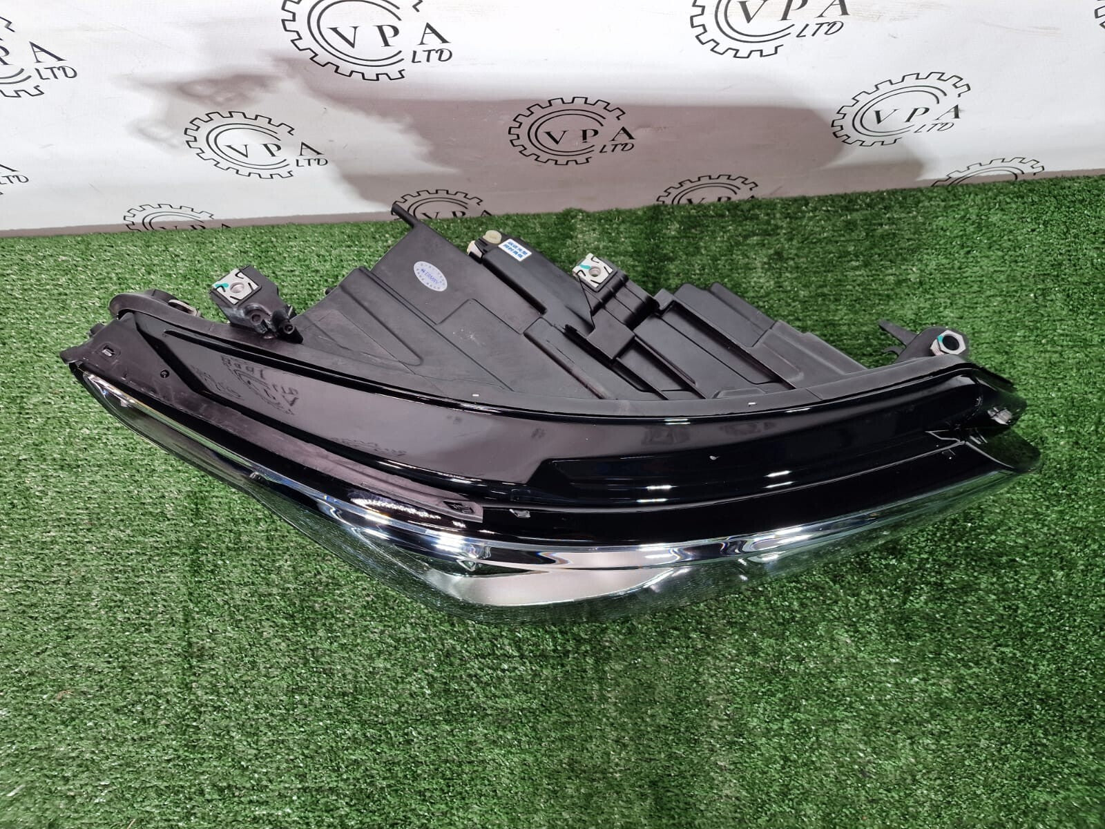 NEW! VW GOLF MK8 2020 -24 OS RIGHT SIDE COMPLETE FULL LED HEADLIGHT WITH MODULE