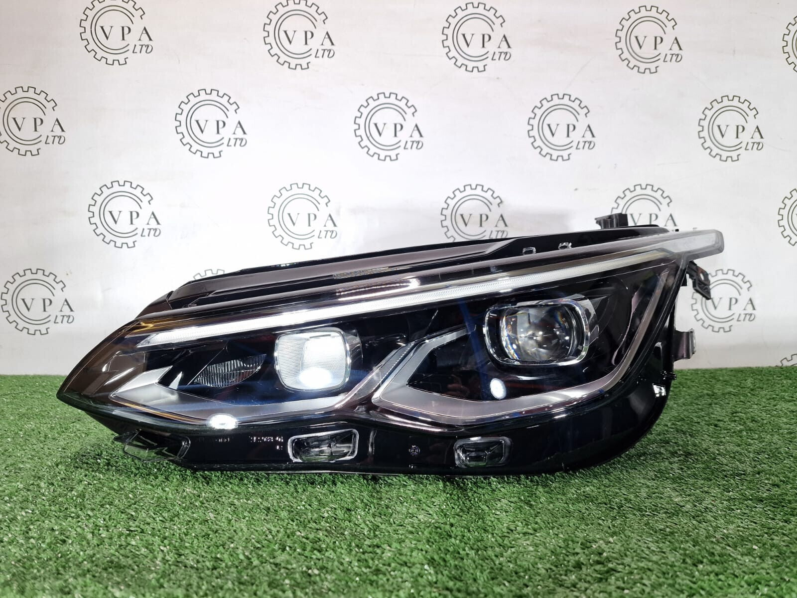 NEW! VW GOLF MK8 2020 - 24 NS LEFT SIDE COMPLETE FULL LED HEADLIGHT WITH MODULE