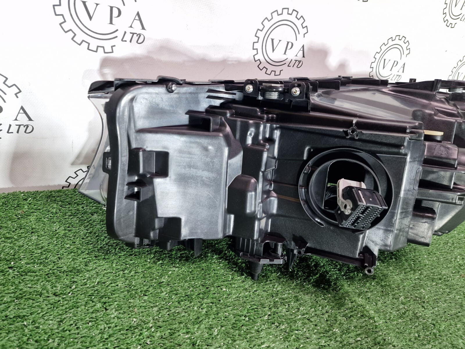 NEW! BMW 5 er G30 / G31 2018-20 OS RIGHT SIDE FULL LED HEADLIGHT