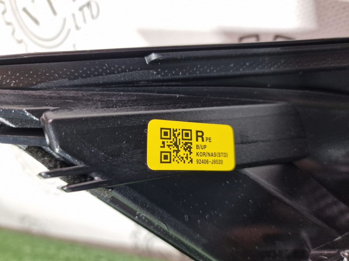 NEW! HYUNDAI KONA 2020 - 2023 REAR RIGHT OSR NON LED TAIL LIGHT 92406 G9520