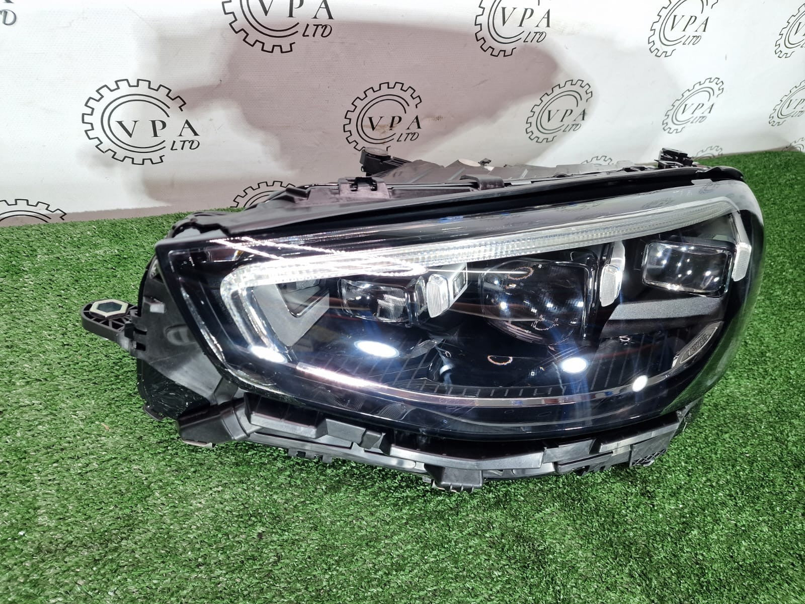 NEW! MERCEDES BENZ S CLASS W223 2021 - 2025 NS LEFT SIDE LED DIGITAL HEADLIGHT