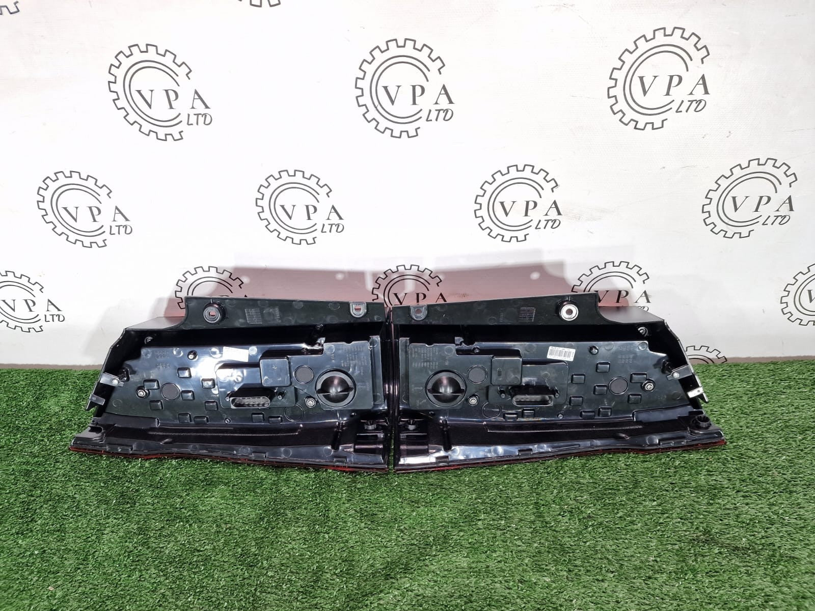 NEW! MERCEDES BENZ VITO W447 2016-23 UPGRADED REAR LIGTS TO PREMIUM V CLASS