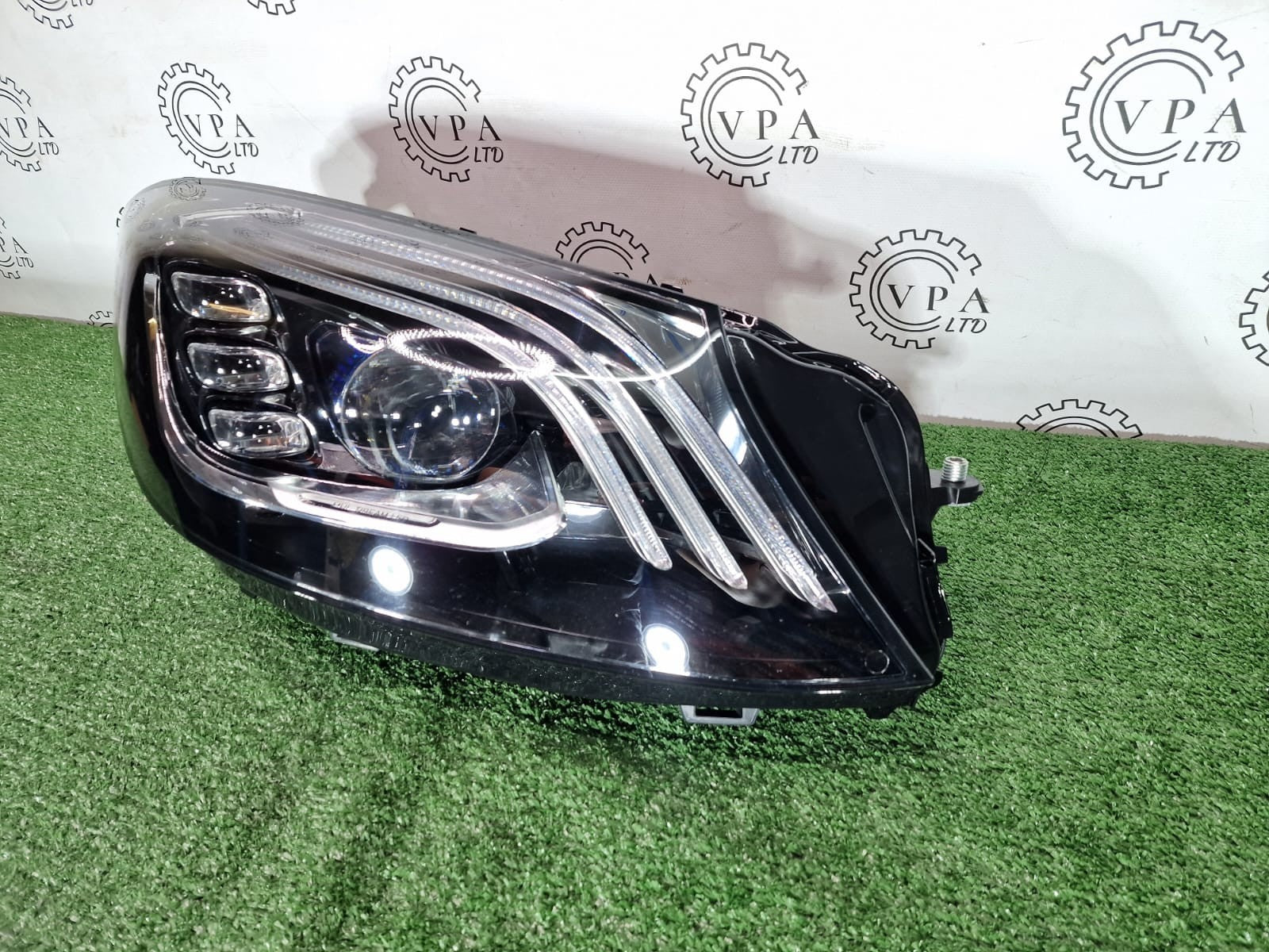NEW MERCEDES BENZ S CLASS W222 2018 - 20 RIGHT SIDE MULTIBEAM FULL LED HEADLIGHT