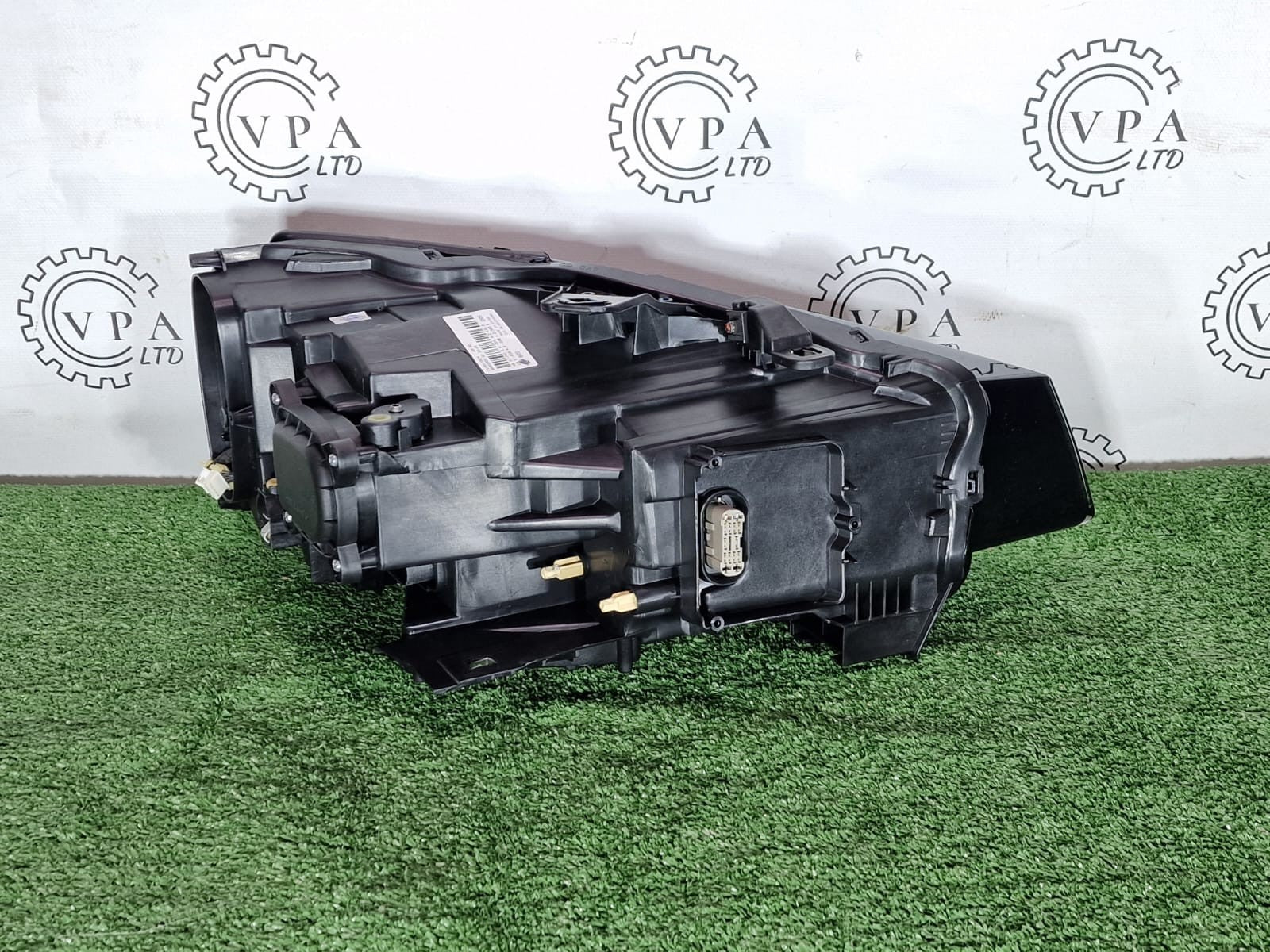 BRAND NEW! AUDI Q2 2018-21 NSF LEFT PASSENGER SIDE FULL LED HEADLIGHT