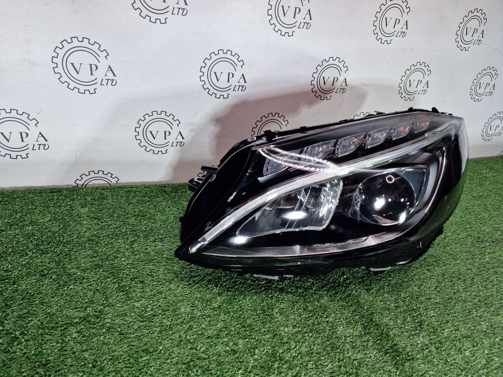 NEW MERCEDES BENZ W205 C CLASS 2014 - 18 LEFT NS LED HIGH PERFORMANCE HEADLIGHT