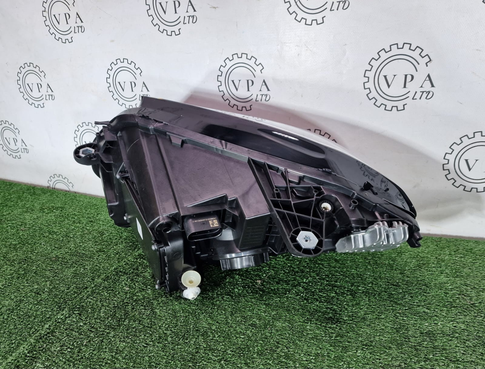 NEW MERCEDES BENZ W205 C CLASS 2018 - 21 RIGHT OS LED HIGH PERFORMANCE HEADLIGHT