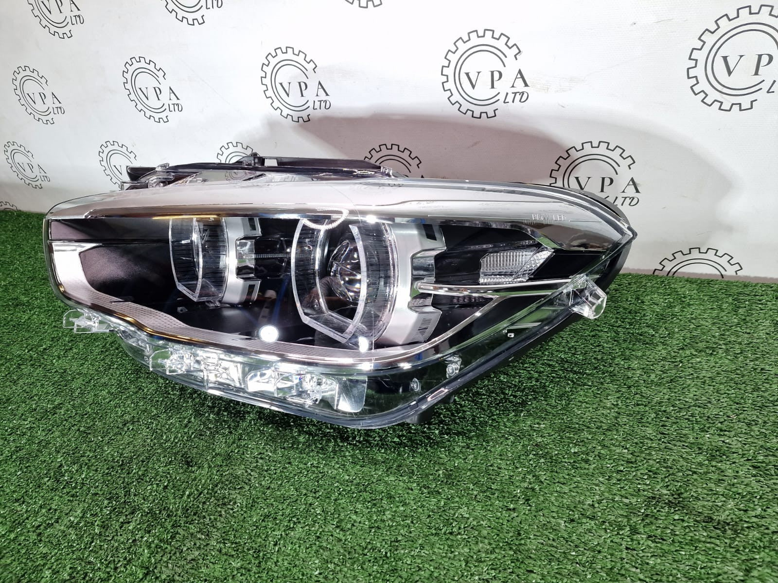 NEW! BMW 1 er F20 / F21 2015-19 NS LEFT SIDE HEADLIGHT FULL LED