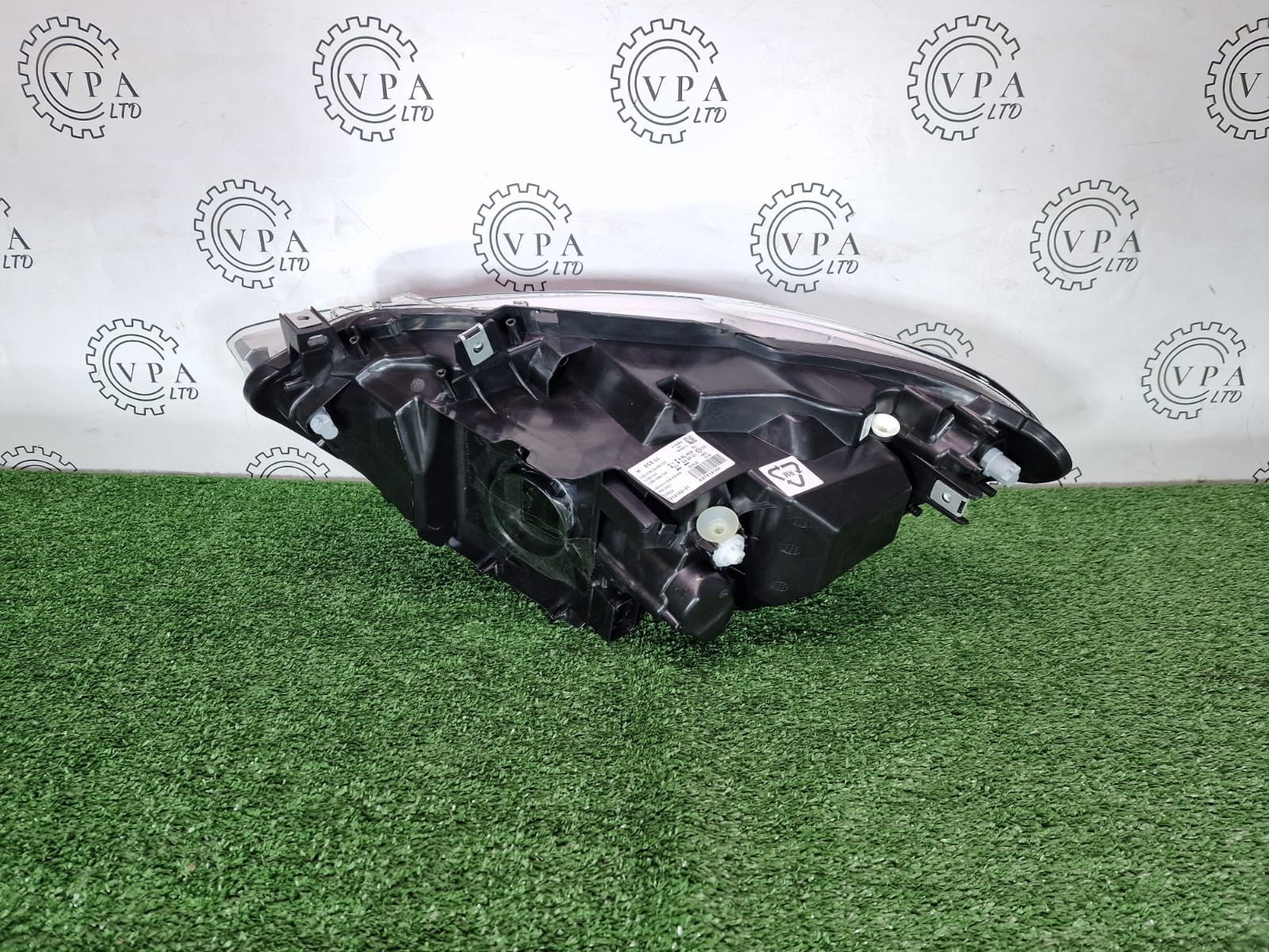 NEW! BMW 1 er F20 / F21 2015-19 OS RIGHT SIDE HEADLIGHT FULL LED