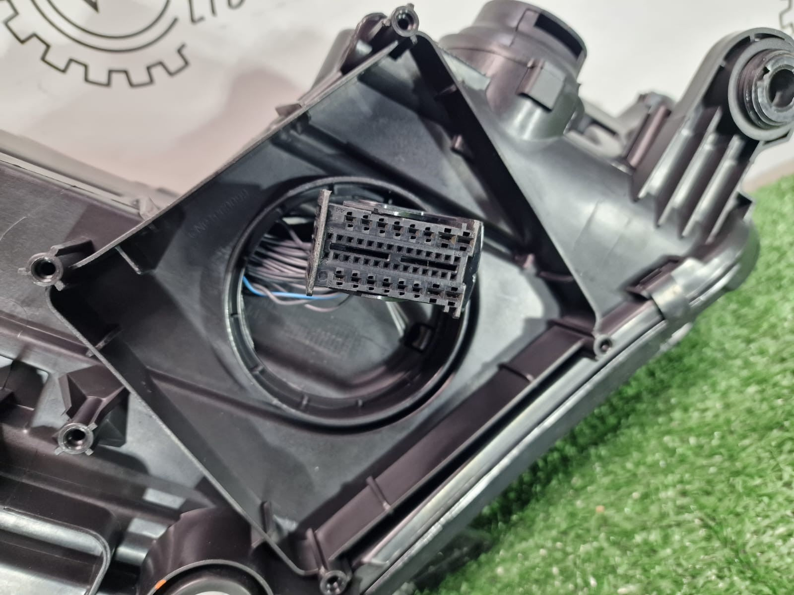 NEW! AUDI A4 / S4 B9 2016-20 NS LEFT SIDE FULL LED HEADLIGHT