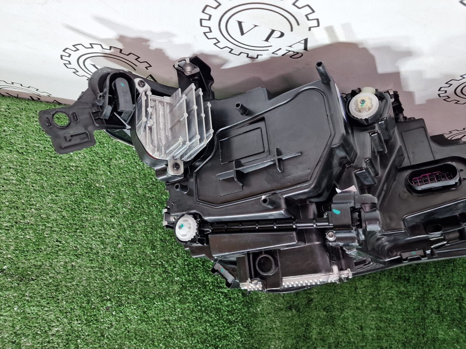 NEW! VW GOLF MK8 2020 - 24 NS LEFT SIDE COMPLETE FULL LED HEADLIGHT WITH MODULE
