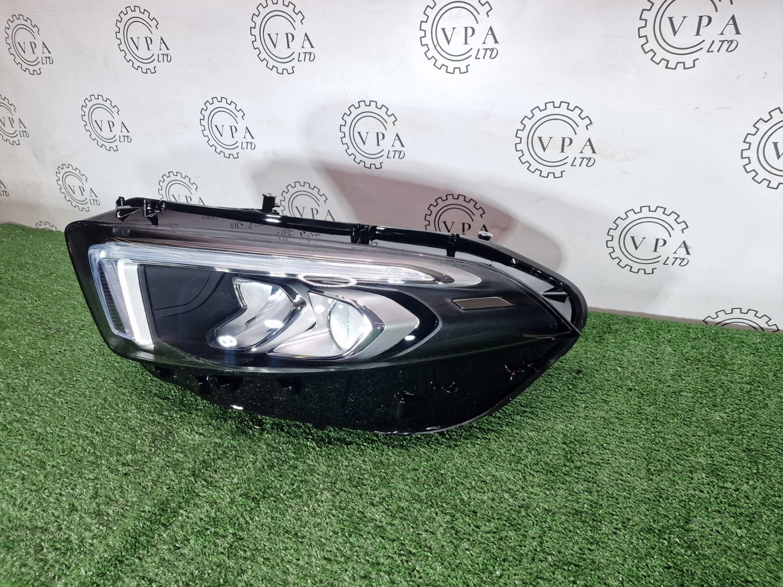 NEW! MERCEDES BENZ A CLASS W177 2018 - 2021 NS LEFT SIDE FULL LED HEADLIGHT