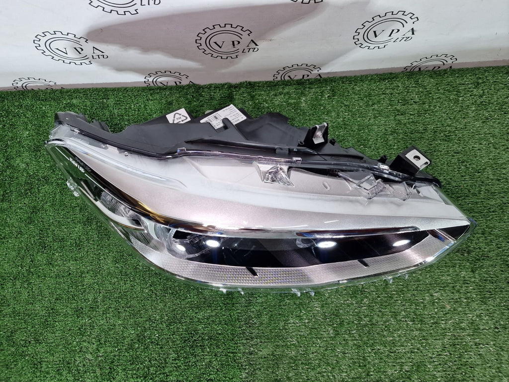 NEW! BMW 1 er F20 / F21 2015-19 OS RIGHT SIDE HEADLIGHT FULL LED