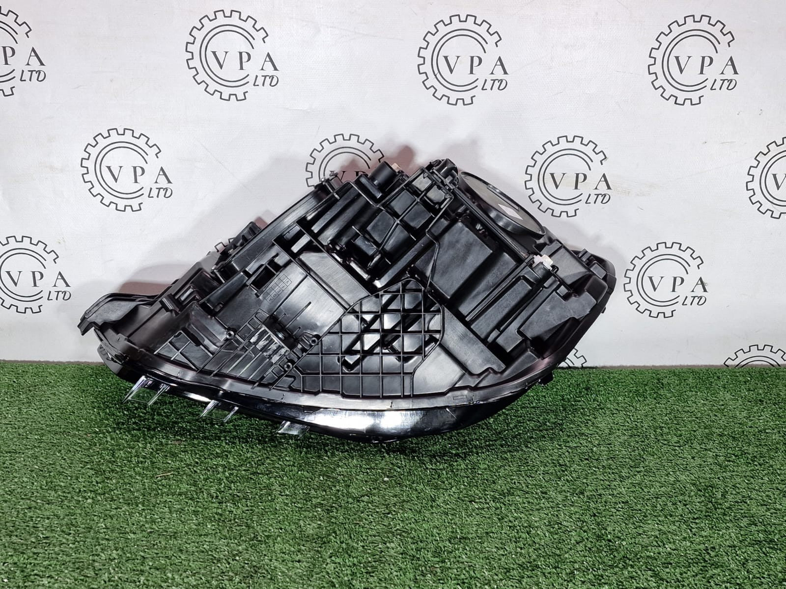 NEW! MERCEDES BENZ CLA W118 / C118 2019-23 OS RIGHT SIDE FULL LED HEADLIGHT