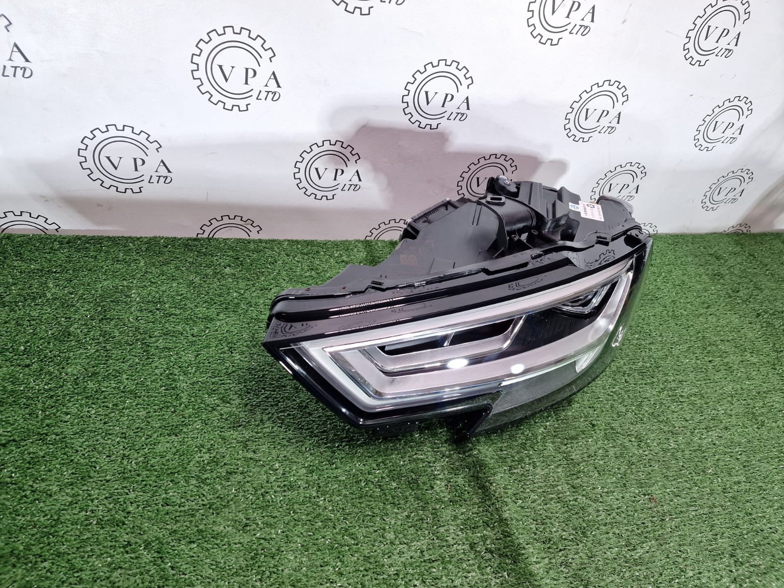 NEW! AUDI A3 / S3 / RS3 2015 - 2020 NS LEFT SIDE FULL LED COMPLETE HEADLIGHT