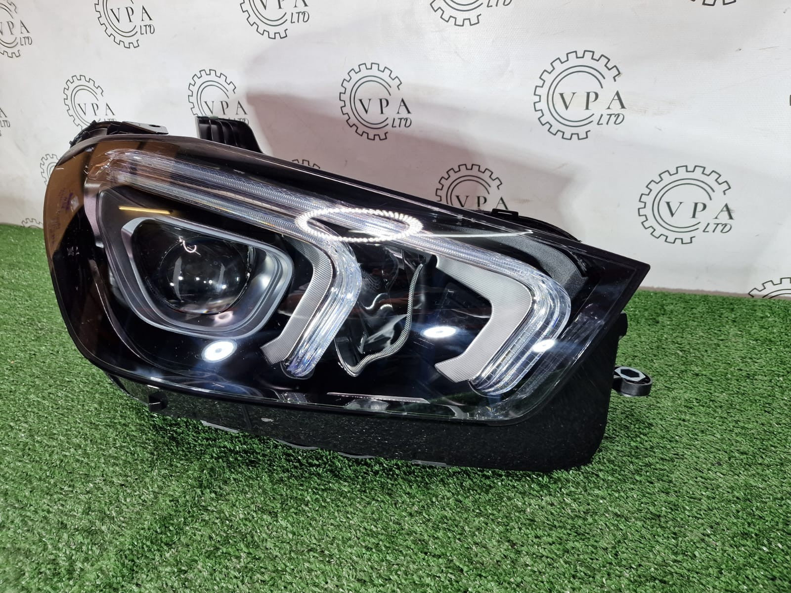 NEW MERCEDES BENZ GLE W167 2018 -23 OS RIGHT SIDE LED HIGH PERFORMANCE HEADLIGHT