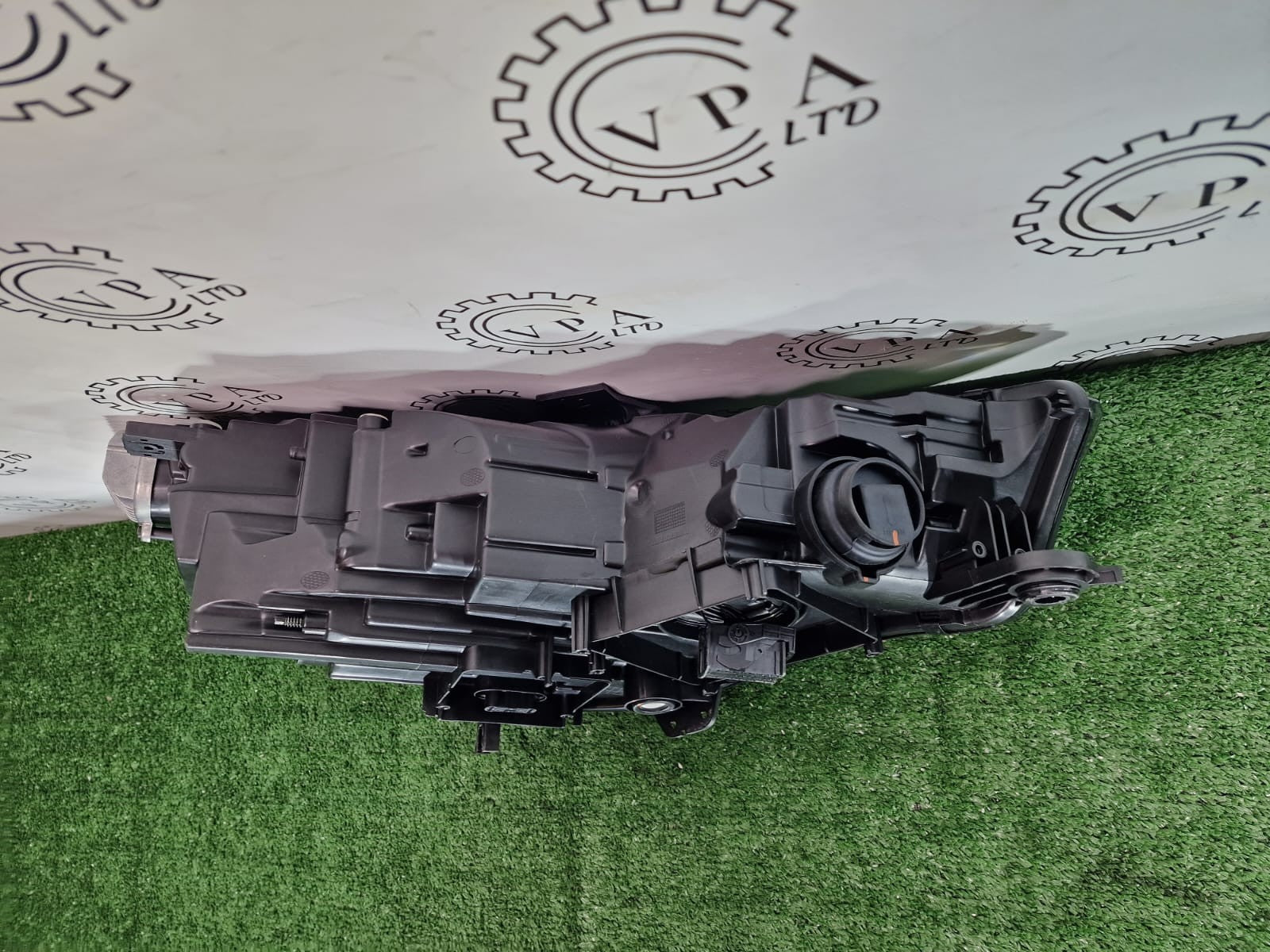 NEW! AUDI A4 / S4 B9 2016-20 NS LEFT SIDE FULL LED HEADLIGHT