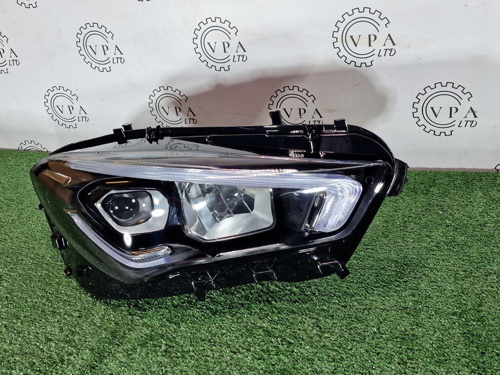 NEW! MERCEDES BENZ CLA W118 / C118 2019-23 OS RIGHT SIDE FULL LED HEADLIGHT