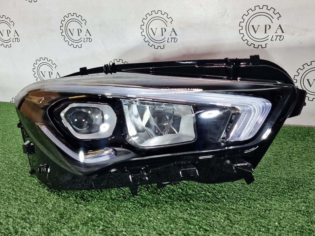 NEW! MERCEDES BENZ CLA W118 / C118 2019-23 OS RIGHT SIDE FULL LED HEADLIGHT