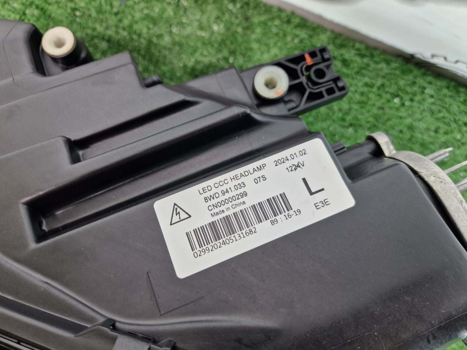 NEW! AUDI A4 / S4 B9 2016-20 NS LEFT SIDE FULL LED HEADLIGHT