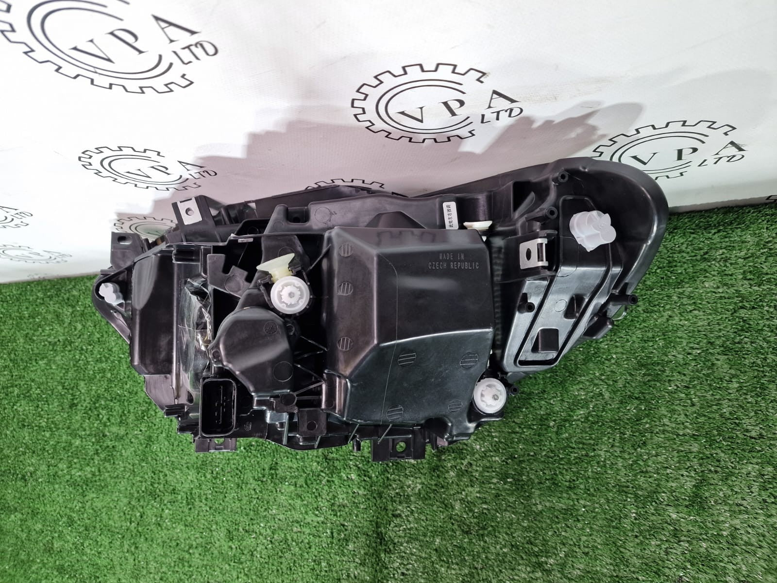 NEW! BMW 1 er F20 / F21 2015-19 OS RIGHT SIDE HEADLIGHT FULL LED