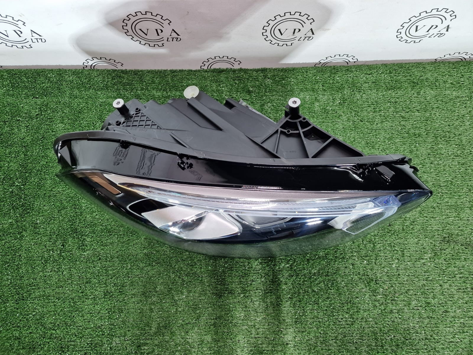 NEW! MERCEDES BENZ A CLASS W177 2018 - 2021 OS RIGHT SIDE FULL LED HEADLIGHT