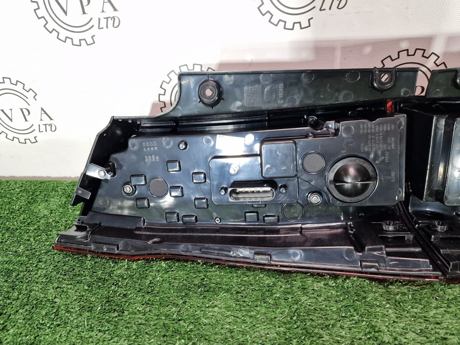 NEW! MERCEDES BENZ VITO W447 2016-23 UPGRADED REAR LIGTS TO PREMIUM V CLASS