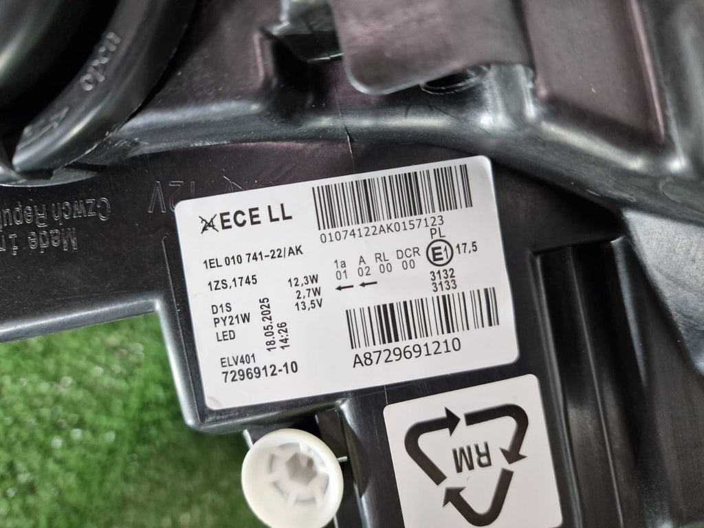 NEW! BMW 1 er F20 / F21 2012-15 OS RIGHT SIDE BI XENON HEADLIGHT