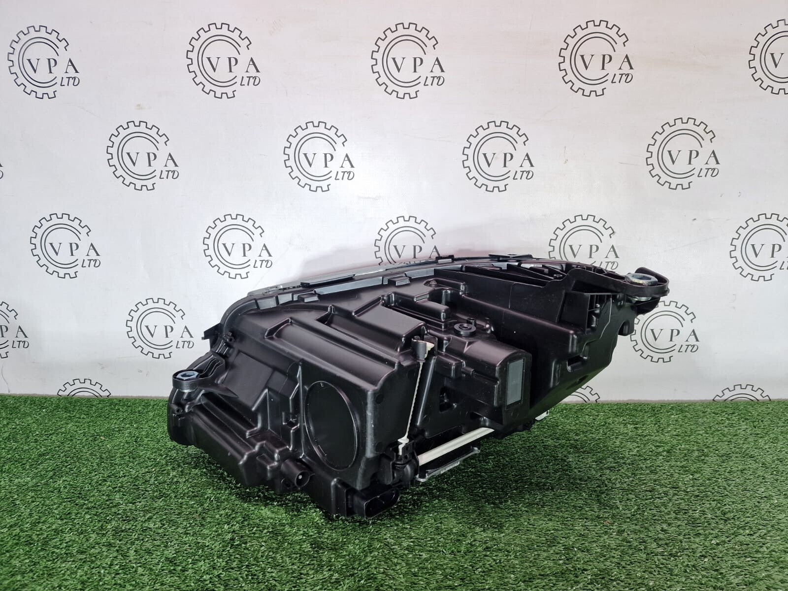 NEW! MERCEDES BENZ E CLASS W213 2016-20 OS RIGHT SIDE LED PERFORMANCE HEADLIGHT