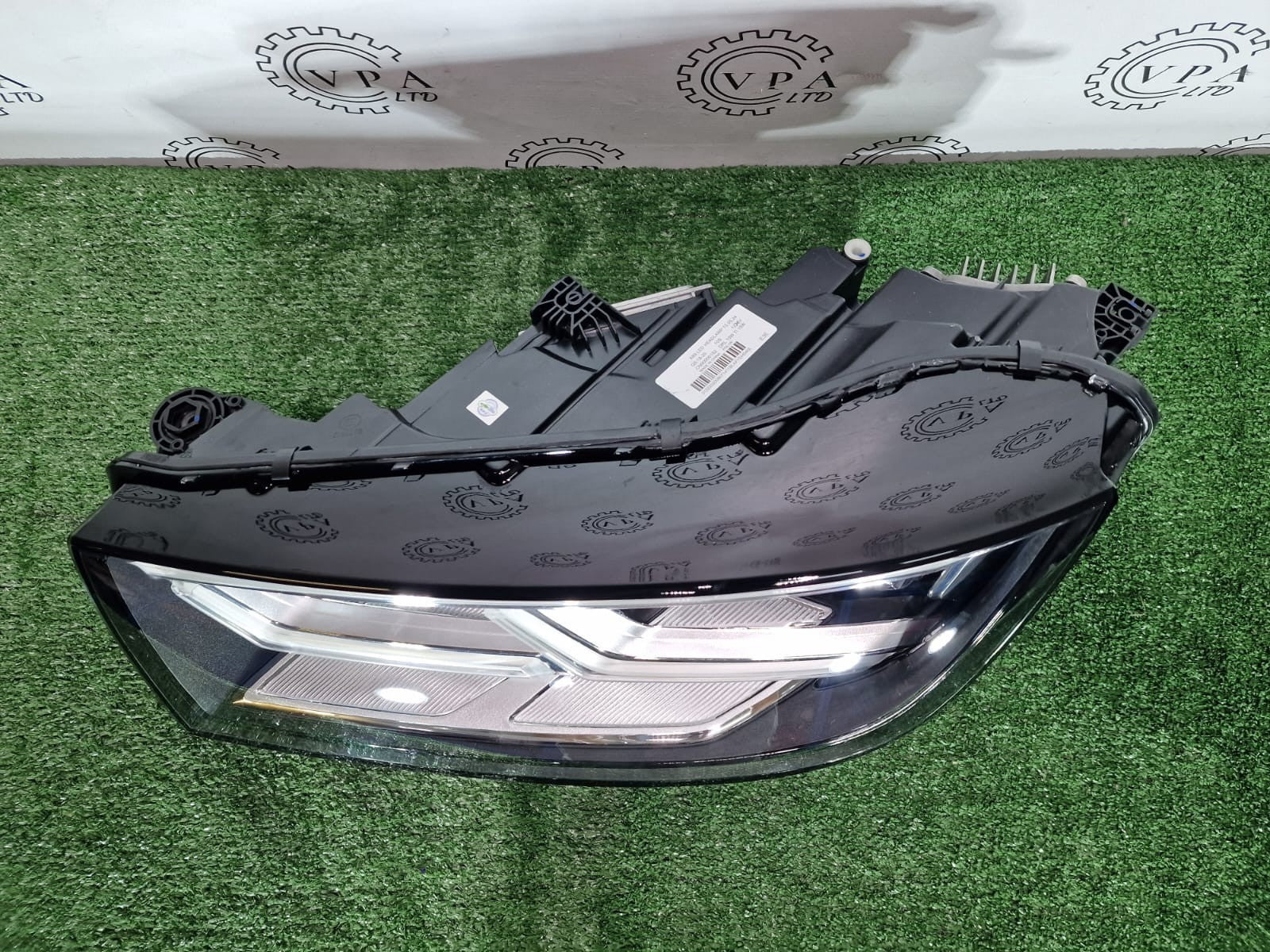 NEW! AUDI Q5 / SQ5 2017-22 NS LEFT SIDE FULL LED HEADLIGHT WITH MODULES
